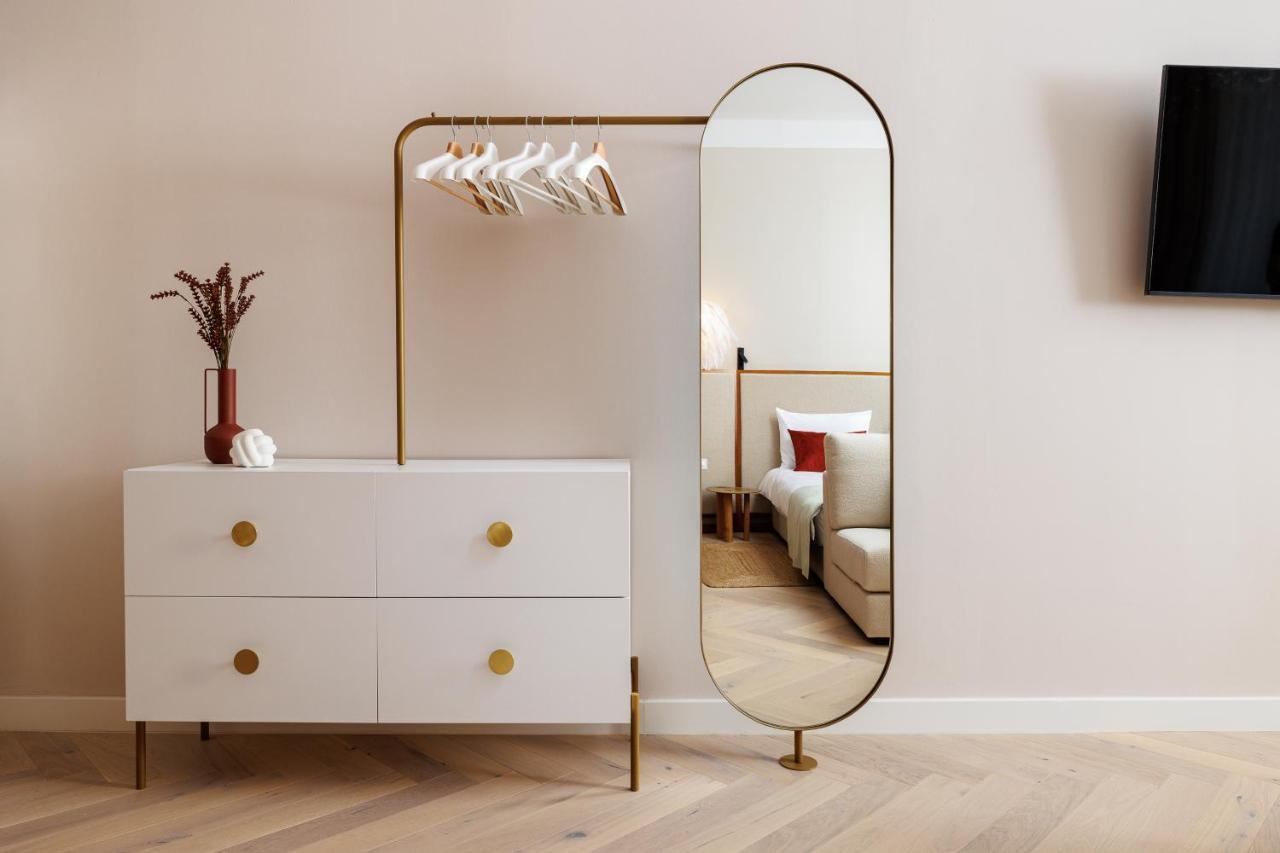 Aries' Collection Luxury Suites Braşov Exterior foto